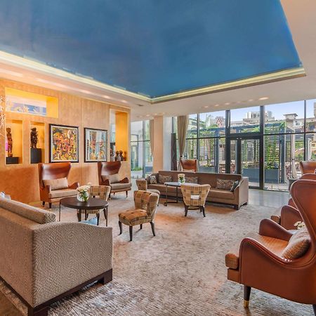 Moevenpick Hotel Абиджан Екстериор снимка